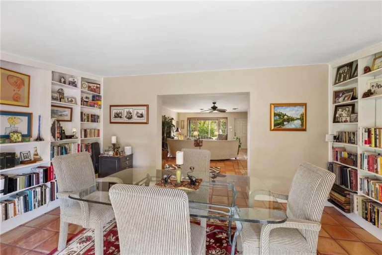 2717-ne-26th-terrace-fort-lauderdale-fl-14