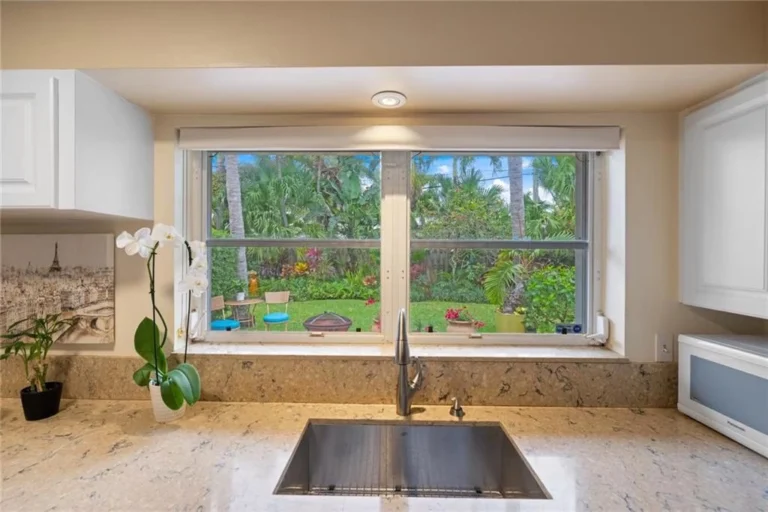 2717-ne-26th-terrace-fort-lauderdale-fl-16