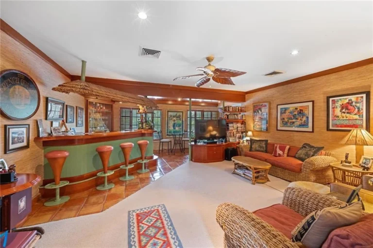 2717-ne-26th-terrace-fort-lauderdale-fl-21