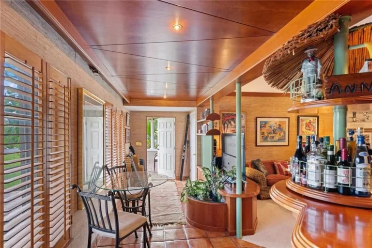 2717-ne-26th-terrace-fort-lauderdale-fl-24