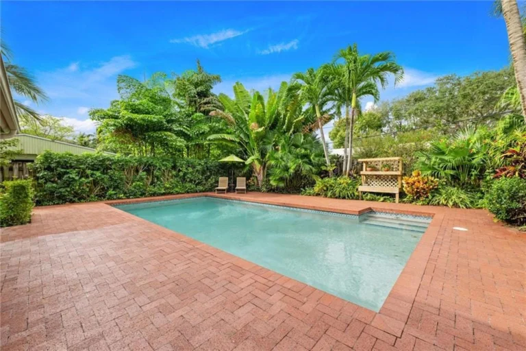 2717-ne-26th-terrace-fort-lauderdale-fl-36