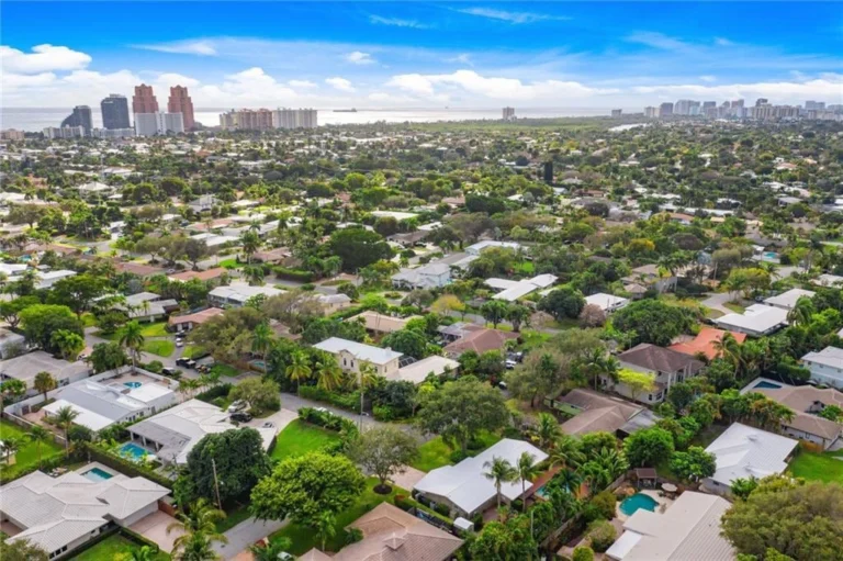 2717-ne-26th-terrace-fort-lauderdale-fl-50