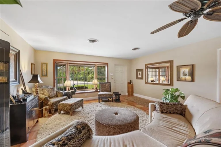 2717-ne-26th-terrace-fort-lauderdale-fl-8