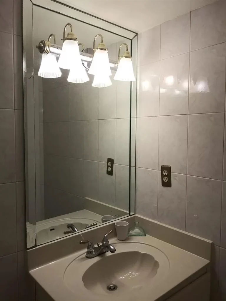 Apartment-in-Sunny-Isles-Beach-Florida-20