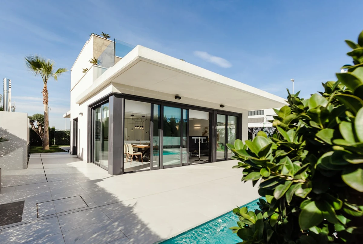 How Jorge Balsamo Helps Foreign Buyers Florida Real Estate and Home Investments