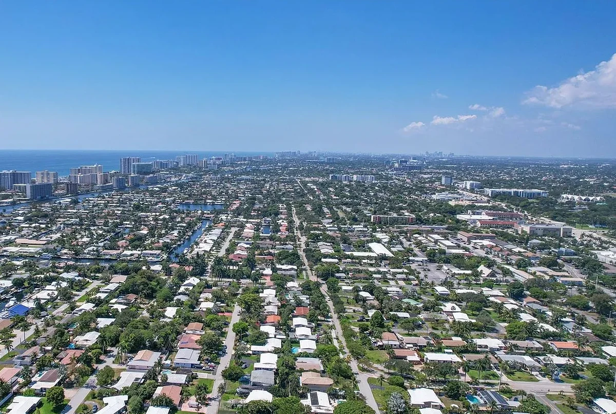 Waterfront Home Remodeling in Harbor Village Coastal-Ready Renovations for Luxury Living