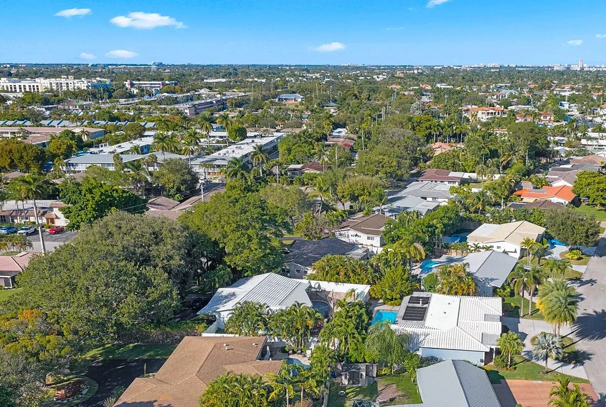 Sell Your Home in Lighthouse Point Luxury & Waterfront Specialists