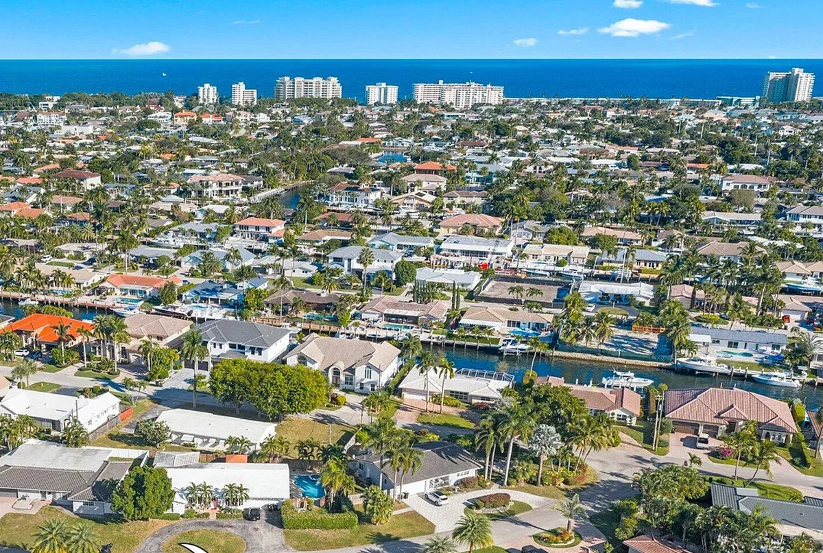 Sell Your Home in Lighthouse Point Luxury & Waterfront Specialists